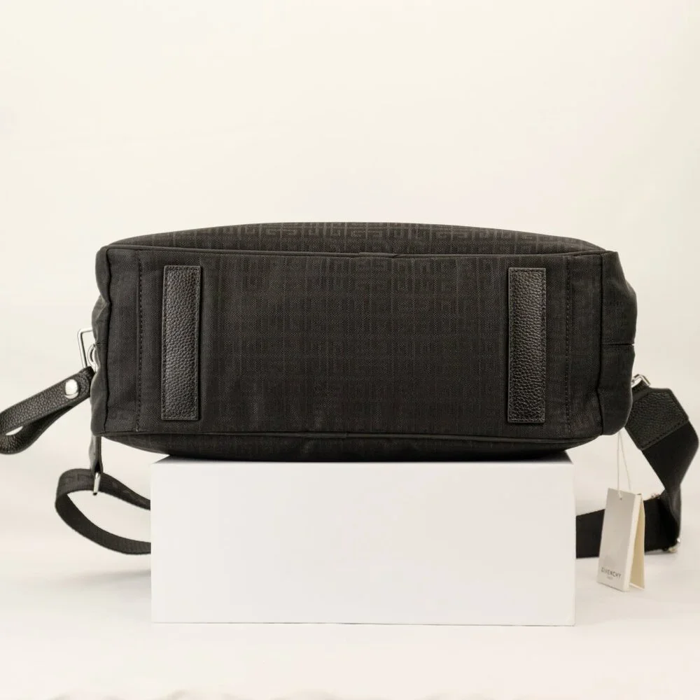 Givenchy 4G Logo Print Travel Baby Diaper Bag w/ Changing Pad, Black